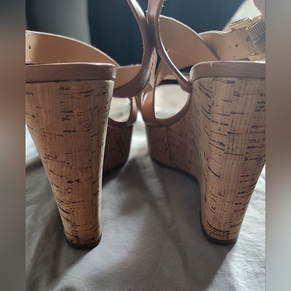 EUC Franco Sarto platform sandals light camel 7.5M - Picture 2 of 8